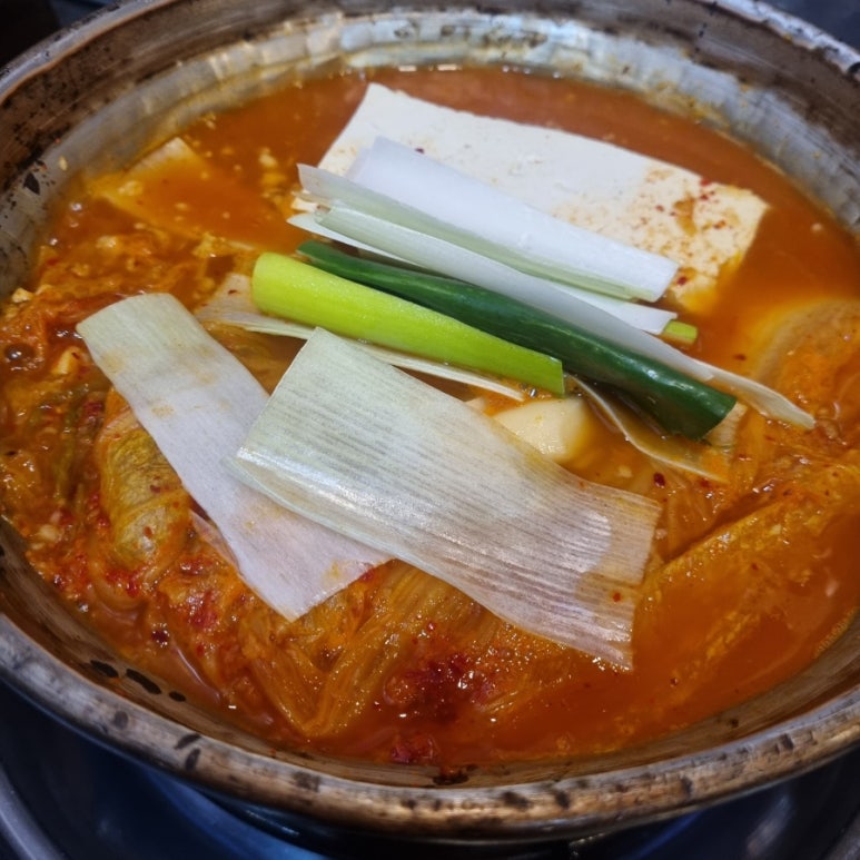 서초 김치찌개 사진 1